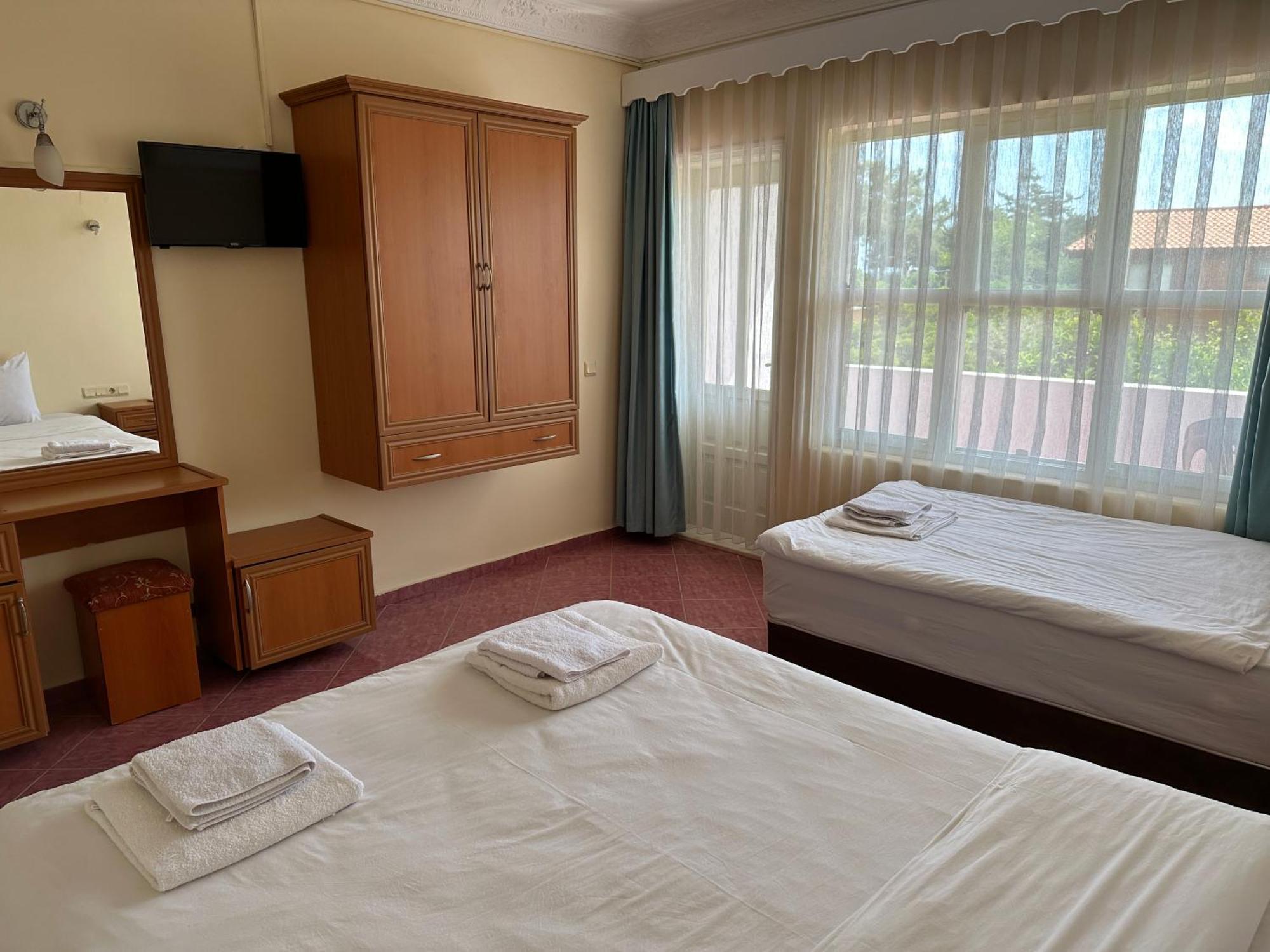 Palm Konak Hotel Çıralı Esterno foto