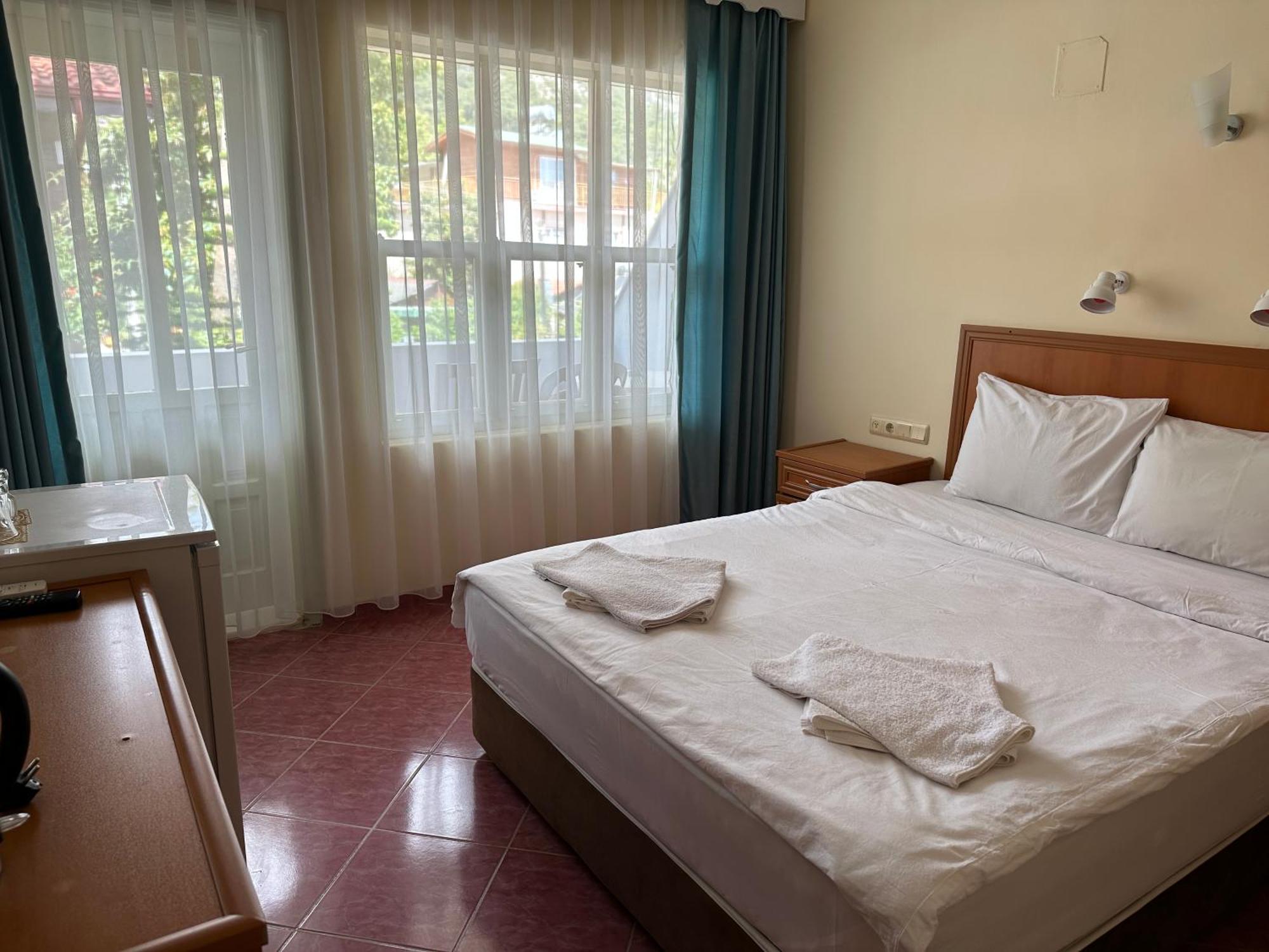 Palm Konak Hotel Çıralı Esterno foto