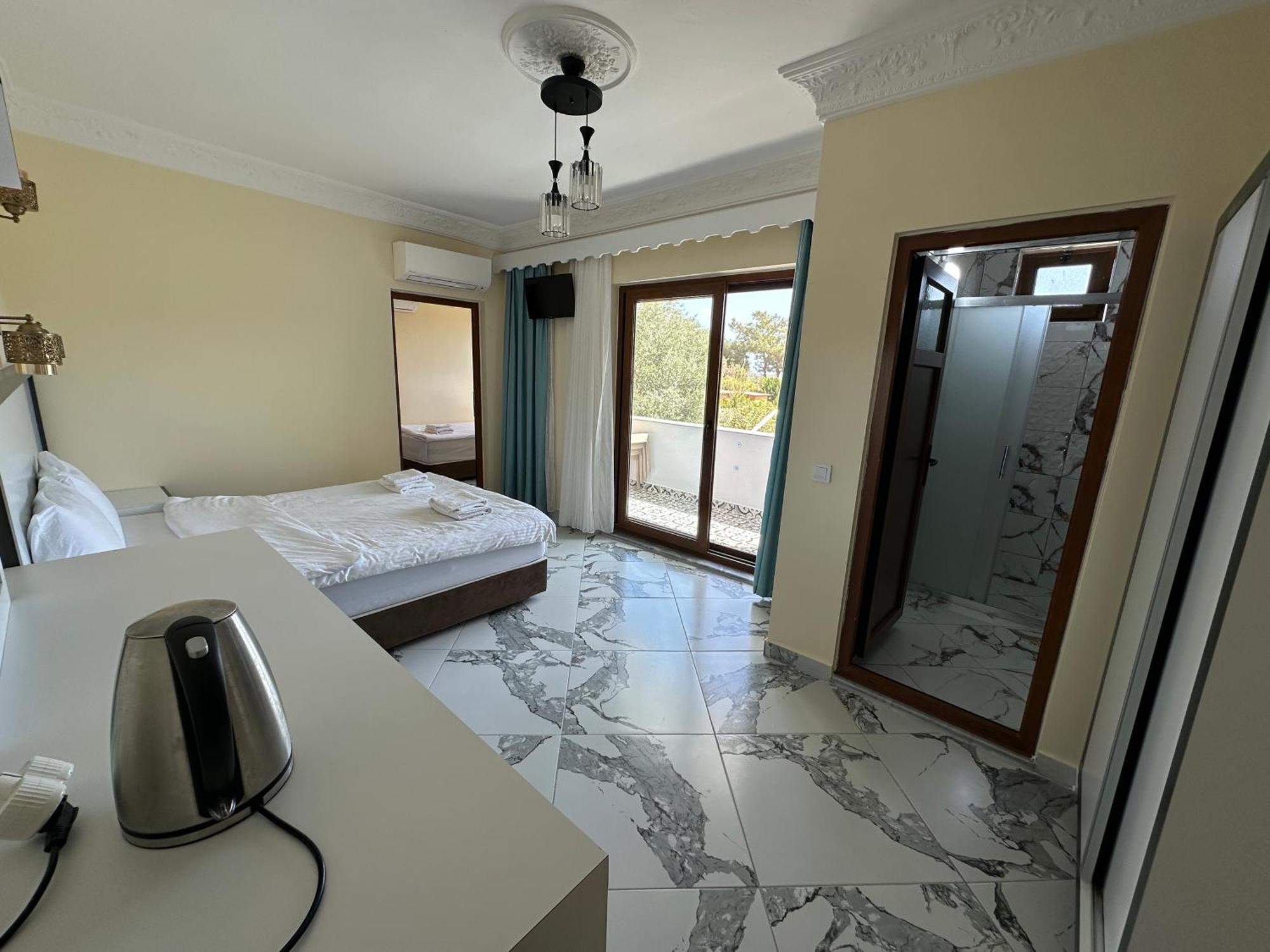 Palm Konak Hotel Çıralı Esterno foto